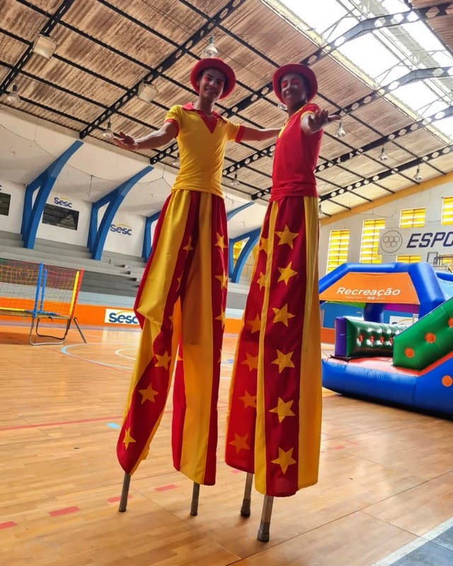 Escola Pernambucana de Circo - Eventos com Trupe Circus!